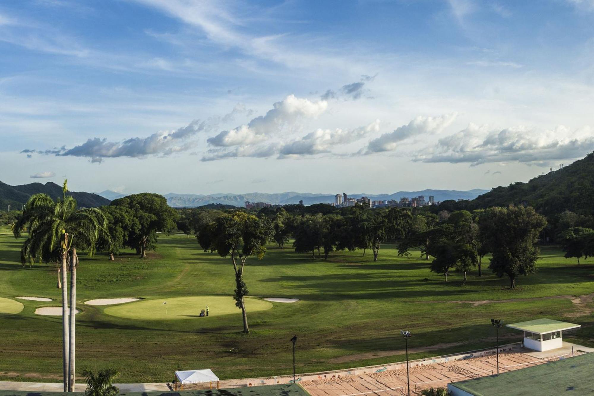 Marriott Maracay Golf Resort Exterior foto